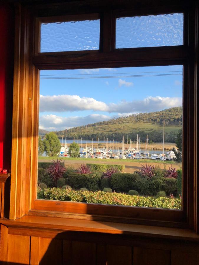 Kermandie Hotel Port Huon Екстер'єр фото