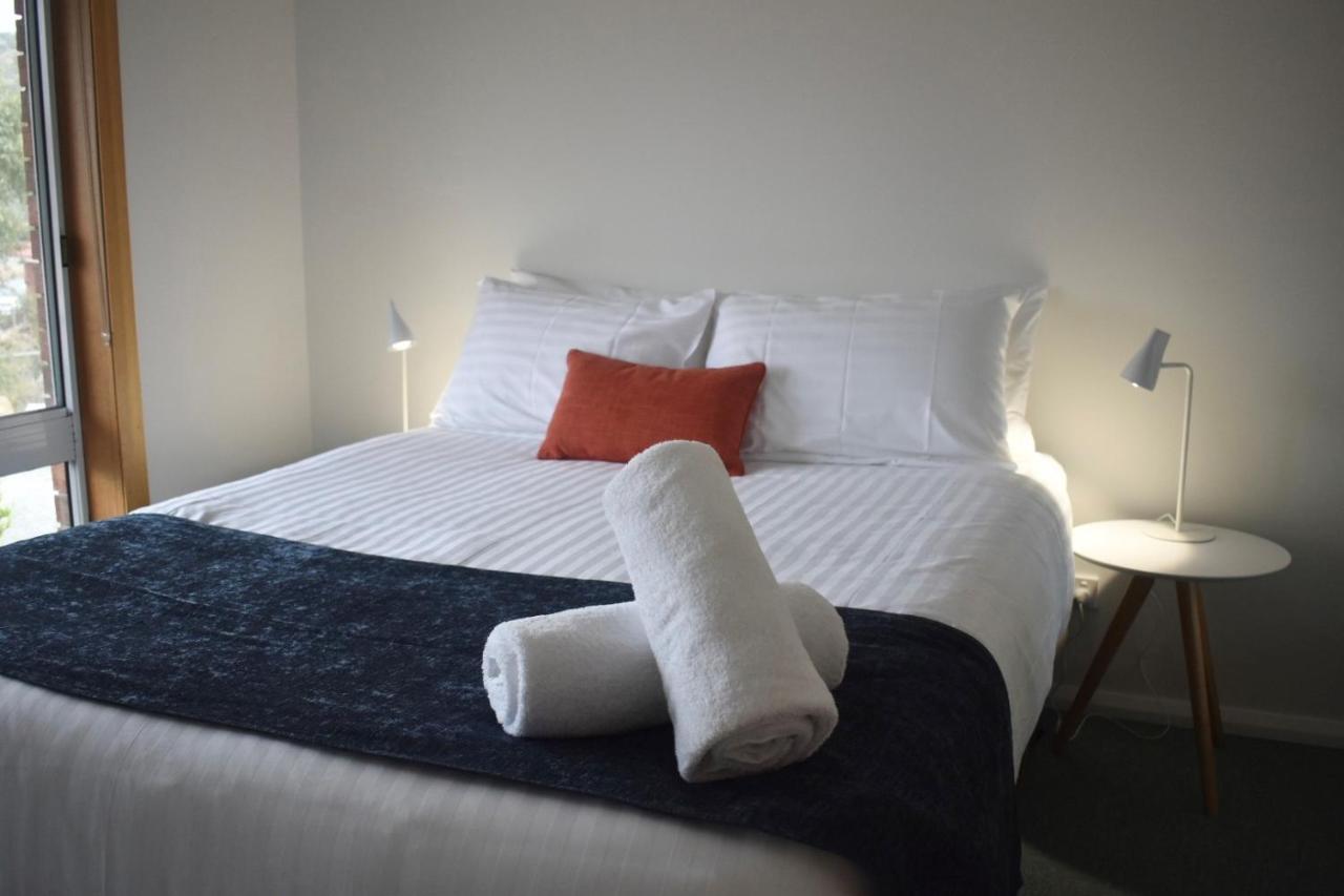 Kermandie Hotel Port Huon Екстер'єр фото